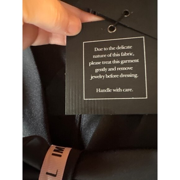 Ieena For Mac Duggal Black Jumpsuit With Plunge Neckline & Bow Accents Size 6 - Picture 10 of 12